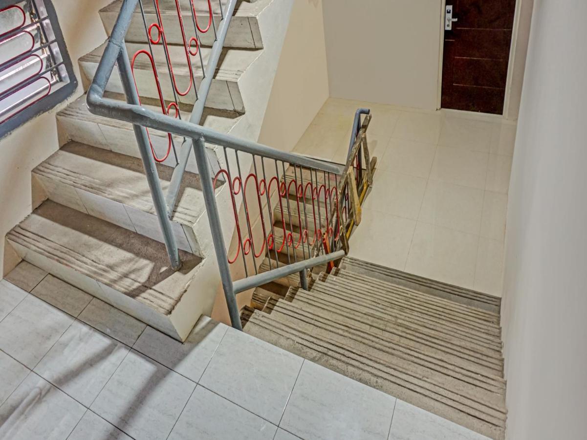 Reddoorz At Jalan Somba Opu Losari Makassar Luaran gambar
